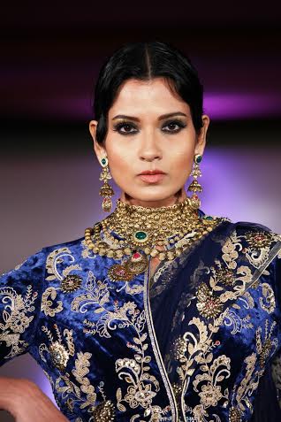 Azva sets golden trends for bridal season