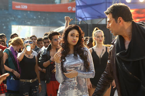 Yuvika Chaudhary to play a superstar in 'The Shaukeens'  