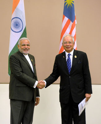 Modi meeting the Prime Minister of Malaysia