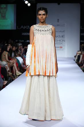 Sonal Singh Chauhan walks ramp at LFW
