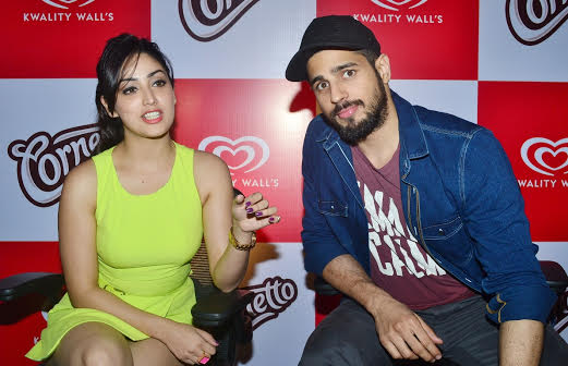 Sidharth, Yami visit Kolkata today