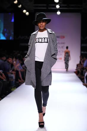 Kriti Sanon walks the ramp at Lakme Fashion Week 