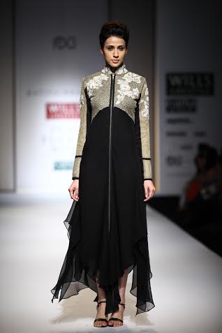 Kavita Bhartia showcases her collection at  WLIFW