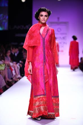 Krishna Mehta showcases collection at LFW