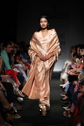 Sanjay Garg showcases collection at LFW   