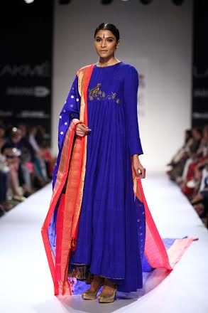 Designer Gaurang showcases collection at LFW
