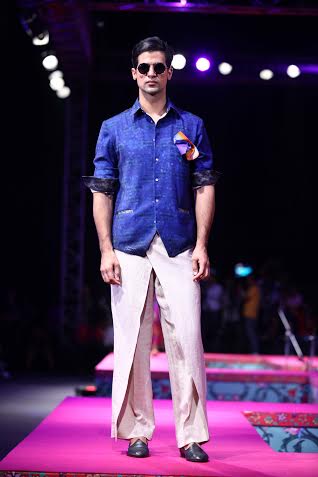 Models walk for Tarun Tahiliani 