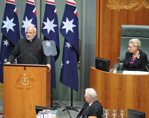Narendra Modi being warmly received by the Prime Minister of Australia