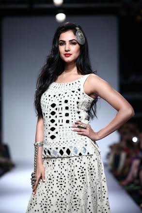Sonal Singh Chauhan walks ramp at LFW