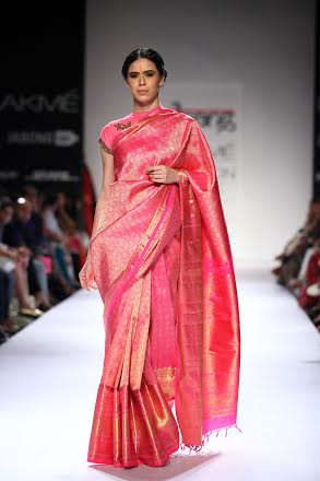 Designer Gaurang showcases collection at LFW