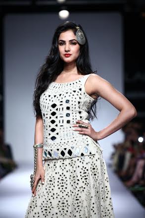 Sonal Singh Chauhan walks ramp at LFW