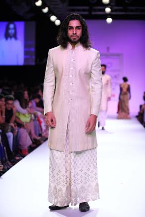 Krishna Mehta showcases collection at LFW