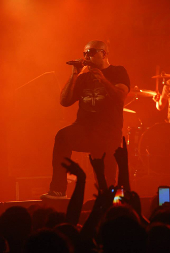 Vishal Dadlani rocks the floor at The Heritage School Kolkata's fest