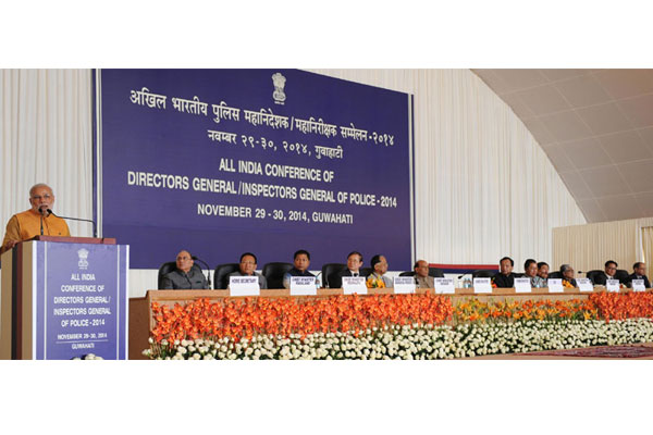 Modi calls for the creation of SMART police force