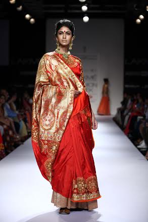 Vaishali S showcases collection at LFW 