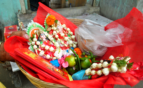 Bengal celebrates New Year with puja