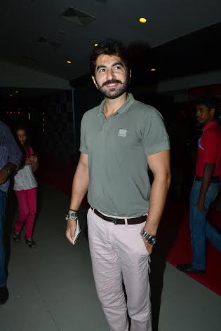 Parambrata, Koel's 'Highway' premiers in Kolkata