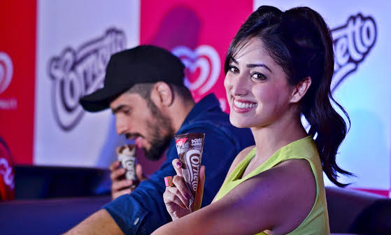 Sidharth, Yami visit Kolkata today