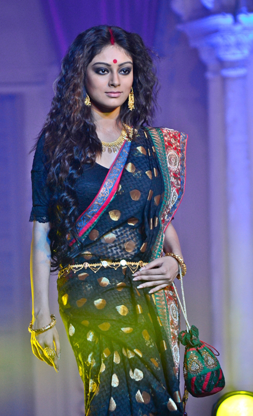 92.7 Big FM celebrates 'Big Barsho Baron'