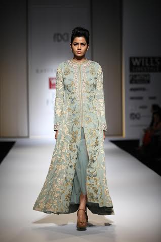 Kavita Bhartia showcases her collection at  WLIFW 
