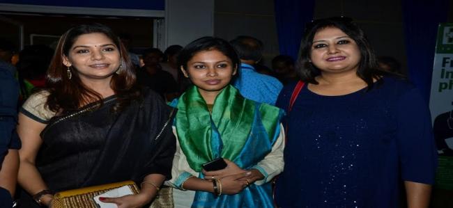 KIFF fever continues to grip Kolkatans