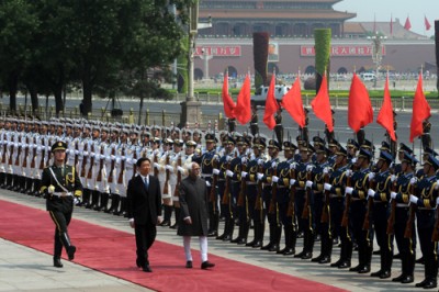 Hamid Ansari inspecting the Guard of Honour