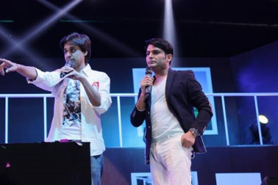  Kapil Sharma regales audience at 'Paisa Vasool Entertainment' show