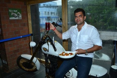 Bikers Cafe hosts 'House Special Menu' 