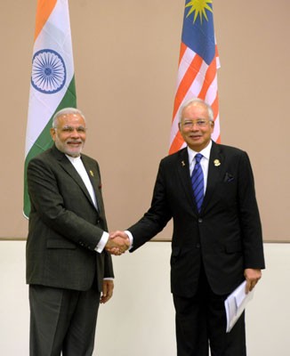 Modi meeting the Prime Minister of Malaysia