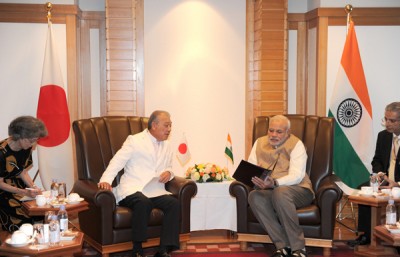 Japan: PM Modi plays drums 