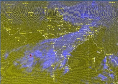 Cyclone Nilofar likely to make landfall on Saturday