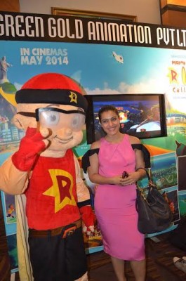 Kajol receives the Mighty Mom Award