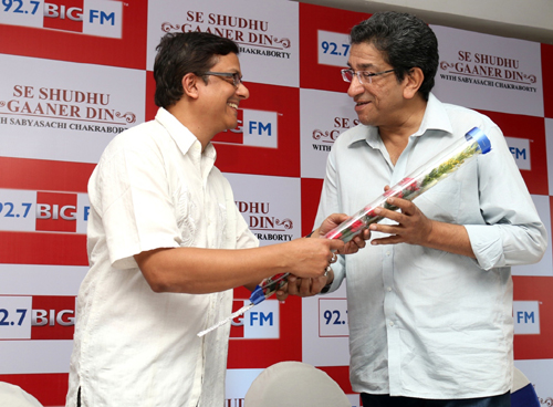 Sabyasachi Chakraborty and 92.7 Big FM celebrate award win