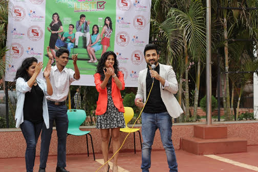 Vir Das, Vega Tamotia have blast in Pune