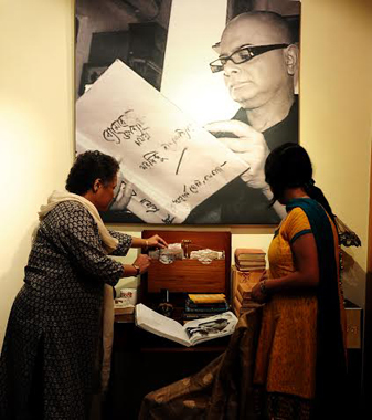 Kolkata marks Rituparno's birth anniversary