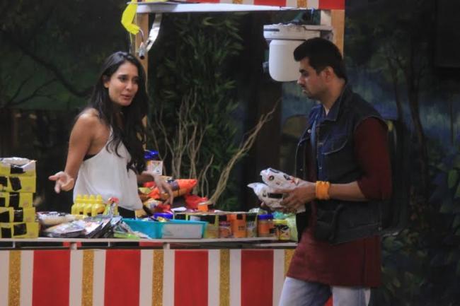 Lisa Haydon appears in Bigg Boss