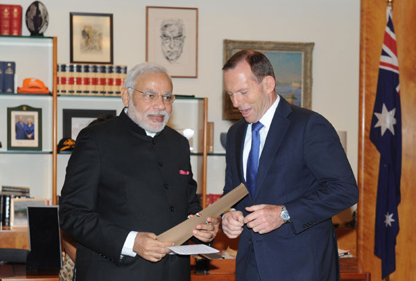 Narendra Modi being warmly received by the Prime Minister of Australia