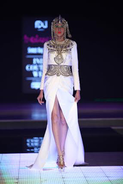 Manish Arora showcases Indian at ICW Delhi