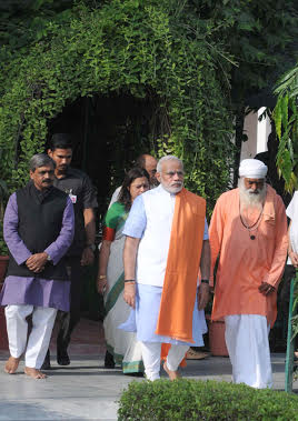 PM Modi launches Clean India campaign