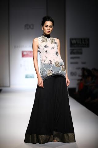 Kavita Bhartia showcases her collection at  WLIFW 