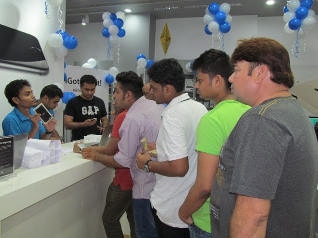 i-Phone 6 launched in Kolkata