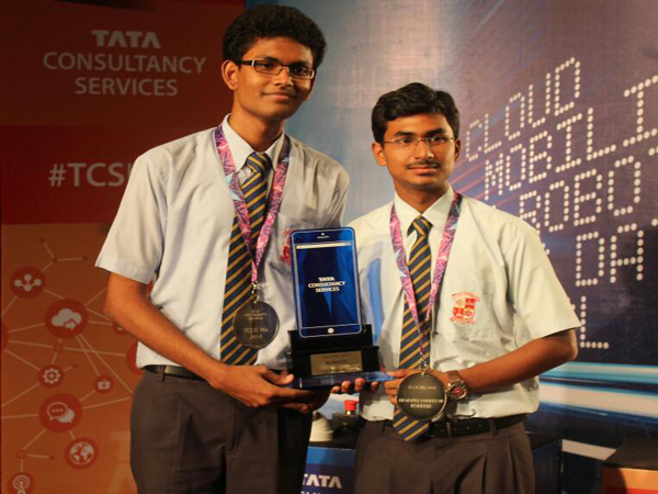 Kerala Samajan High School wins quiz contest