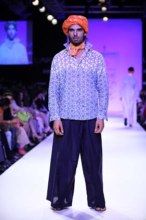 Krishna Mehta showcases collection at LFW