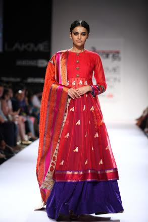 Designer Gaurang showcases collection at LFW