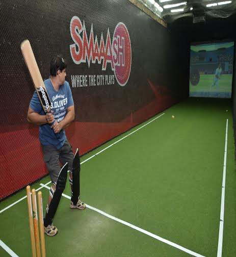 Cyrus Broacha, son Mikhail Broacha participate in Smaaash