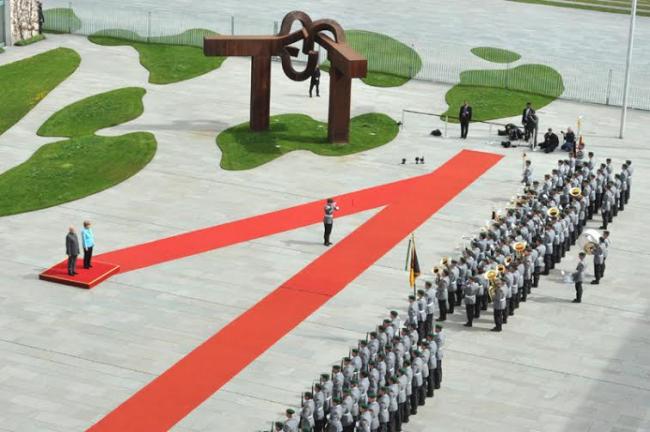 I believe Lion and Eagle will have a strong partnership: Modi