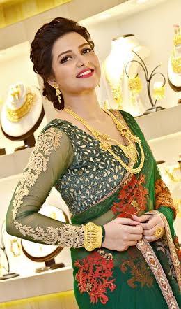 PC Chandra Jewellers opens new showroom in Baruipur before Dhanteras