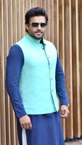 Kangana, Madhavan promote 'Tanu Weds Manu Returns' in Kolkata