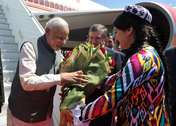 Modi arrives at "Tashkent -1" Airport, in Tashkent, Uzbekistan