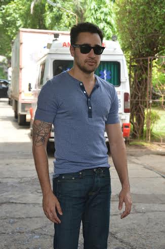 Imran, Kangana promotes 'Katti Batti' at suburban Mumbai studio